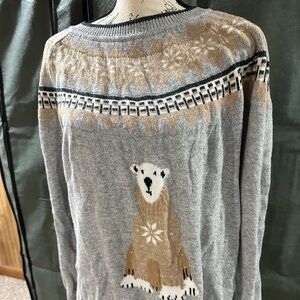 Tommy Hilfiger sweater